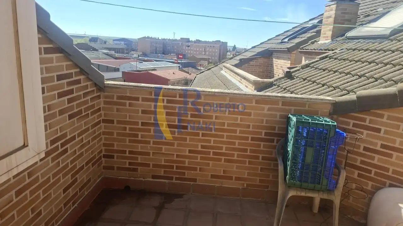 Dúplex amb ascensor en venda a Valencia de Don Juan, imagen 24