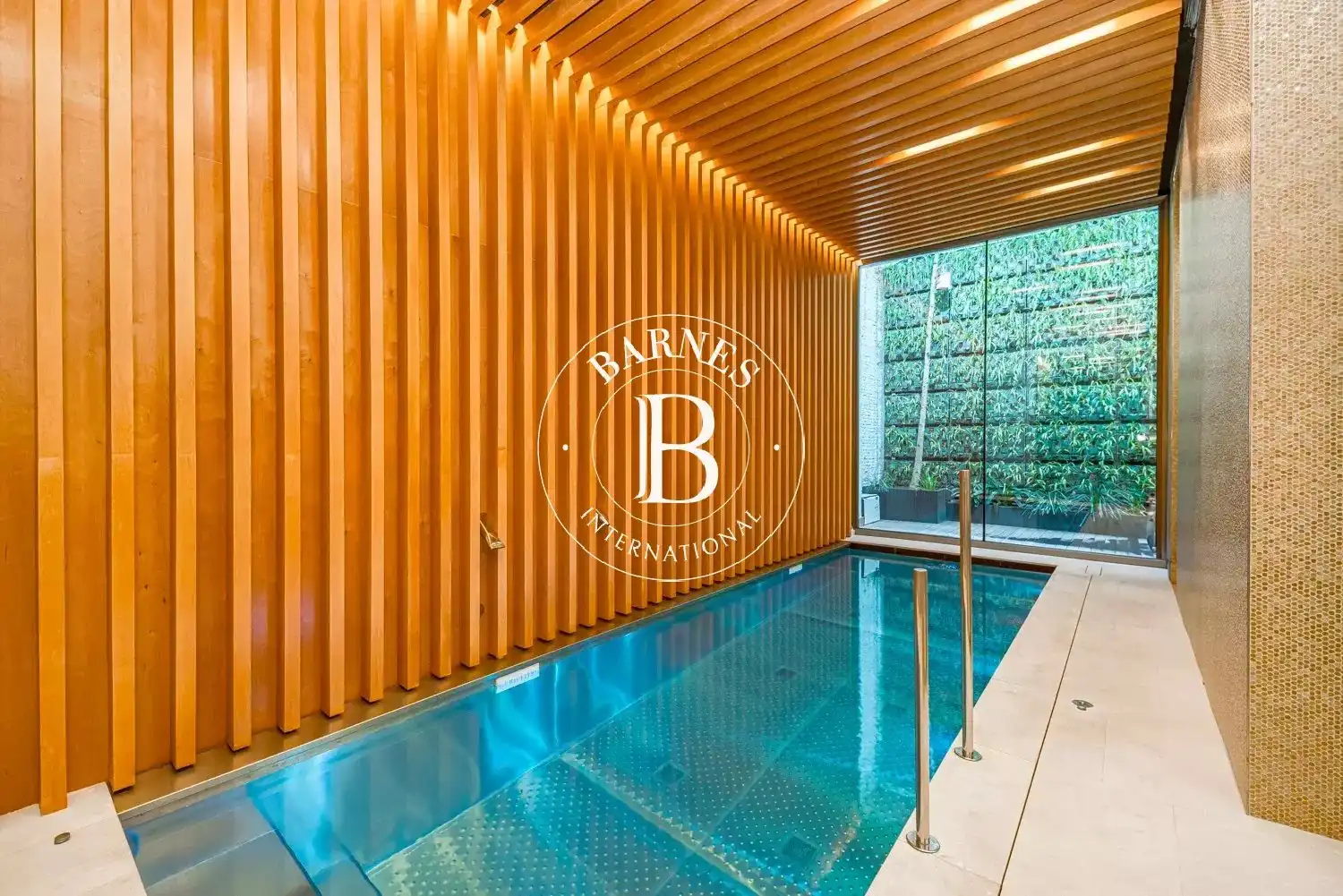 Swimming pool of Flat for rent in Madrid  with Air Conditioner, Heating and Swimming Pool