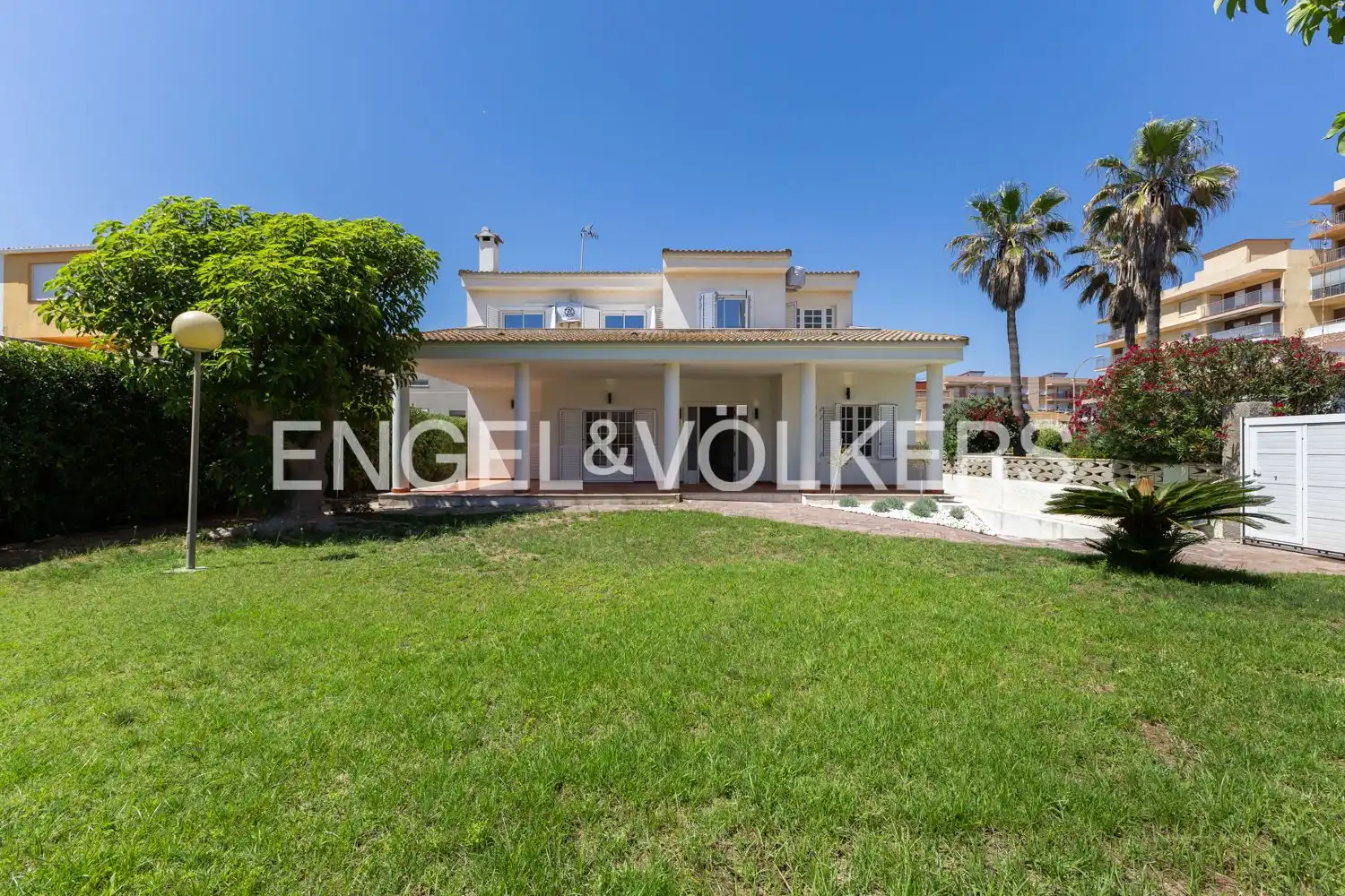 Exterior view of Houses for rent in Valencia  with Air Conditioner, Heating and Private garden