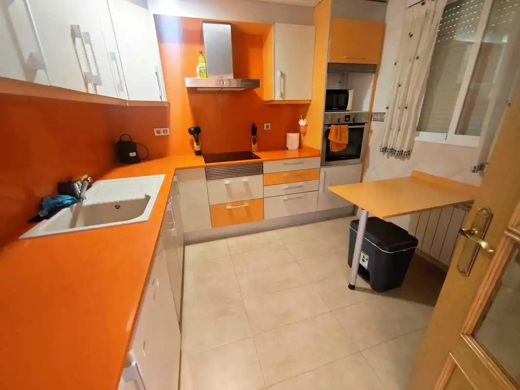 Cocina de Casa adosada en venta en Paracuellos de Jiloca con Aire acondicionado, Calefacción y Jardín privado