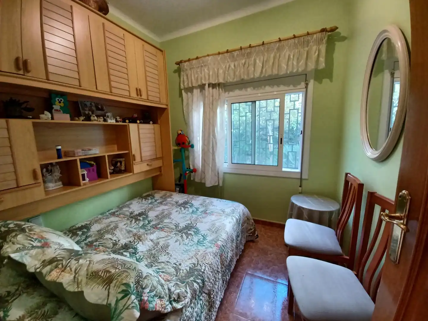 Dormitori de Casa o xalet en venda en Cubelles amb Jardí privat