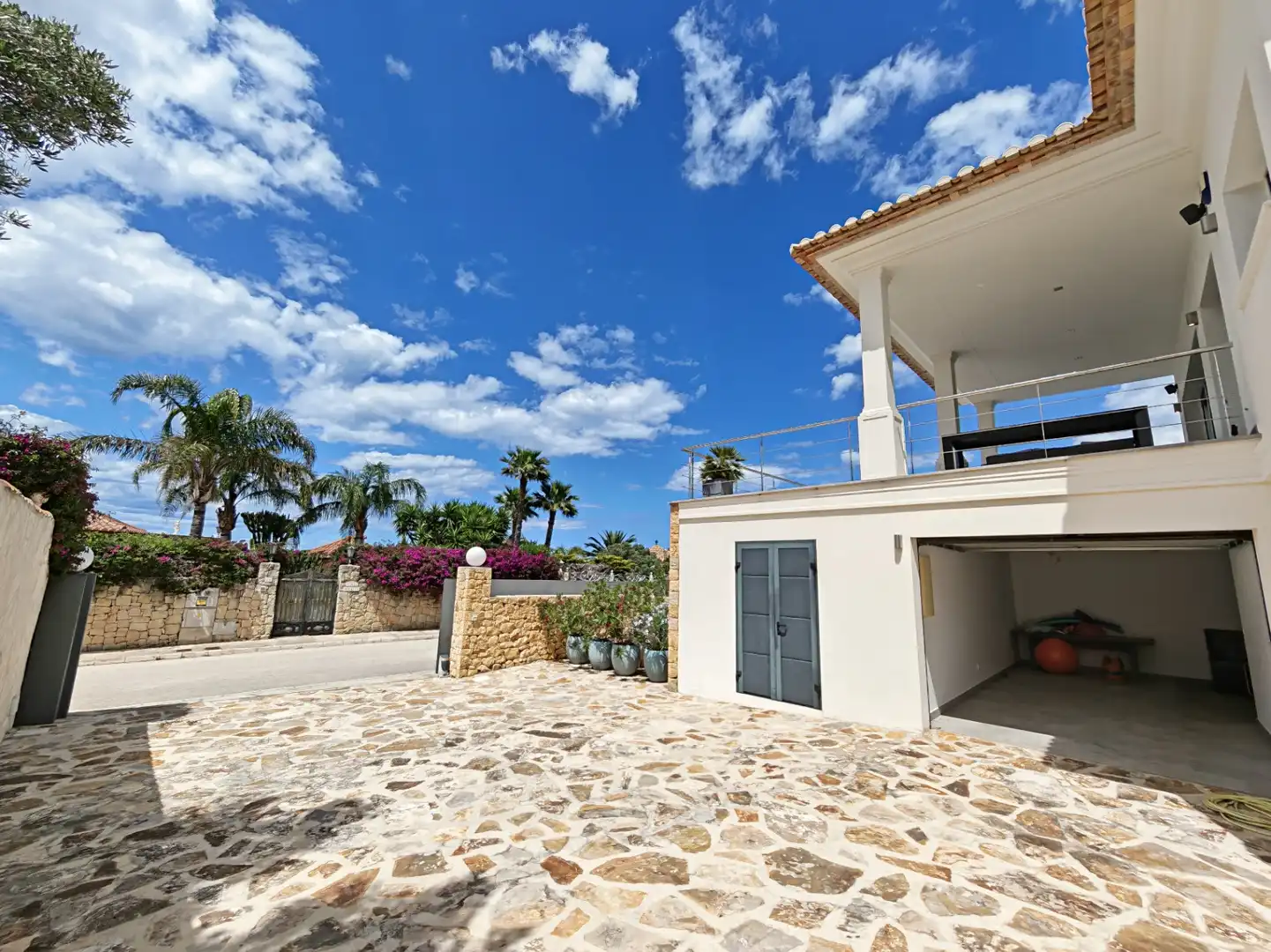 Exterior view of Houses for sale in Dénia  with Air Conditioner, Heating and Private garden
