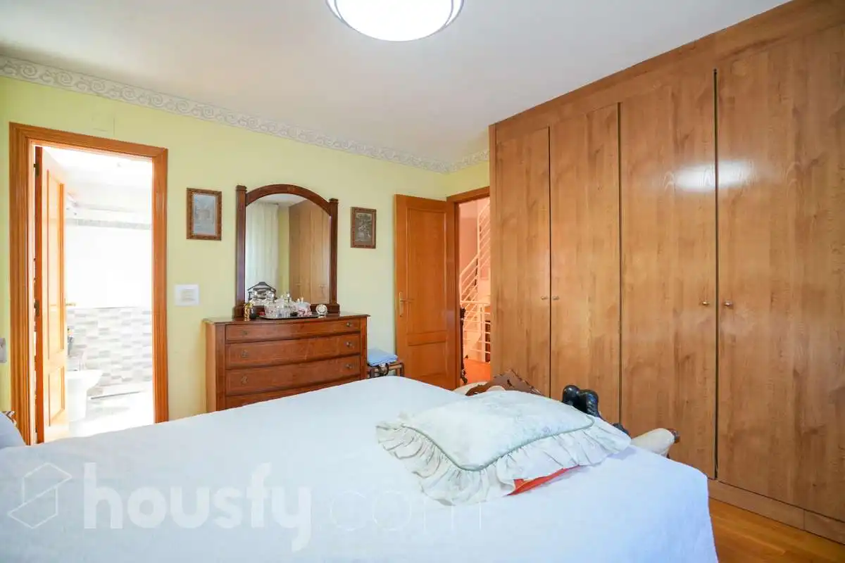 Habitación de Casa o chalet en venta en Rivas-Vaciamadrid con Aire acondicionado, Calefacción y Jardín privado