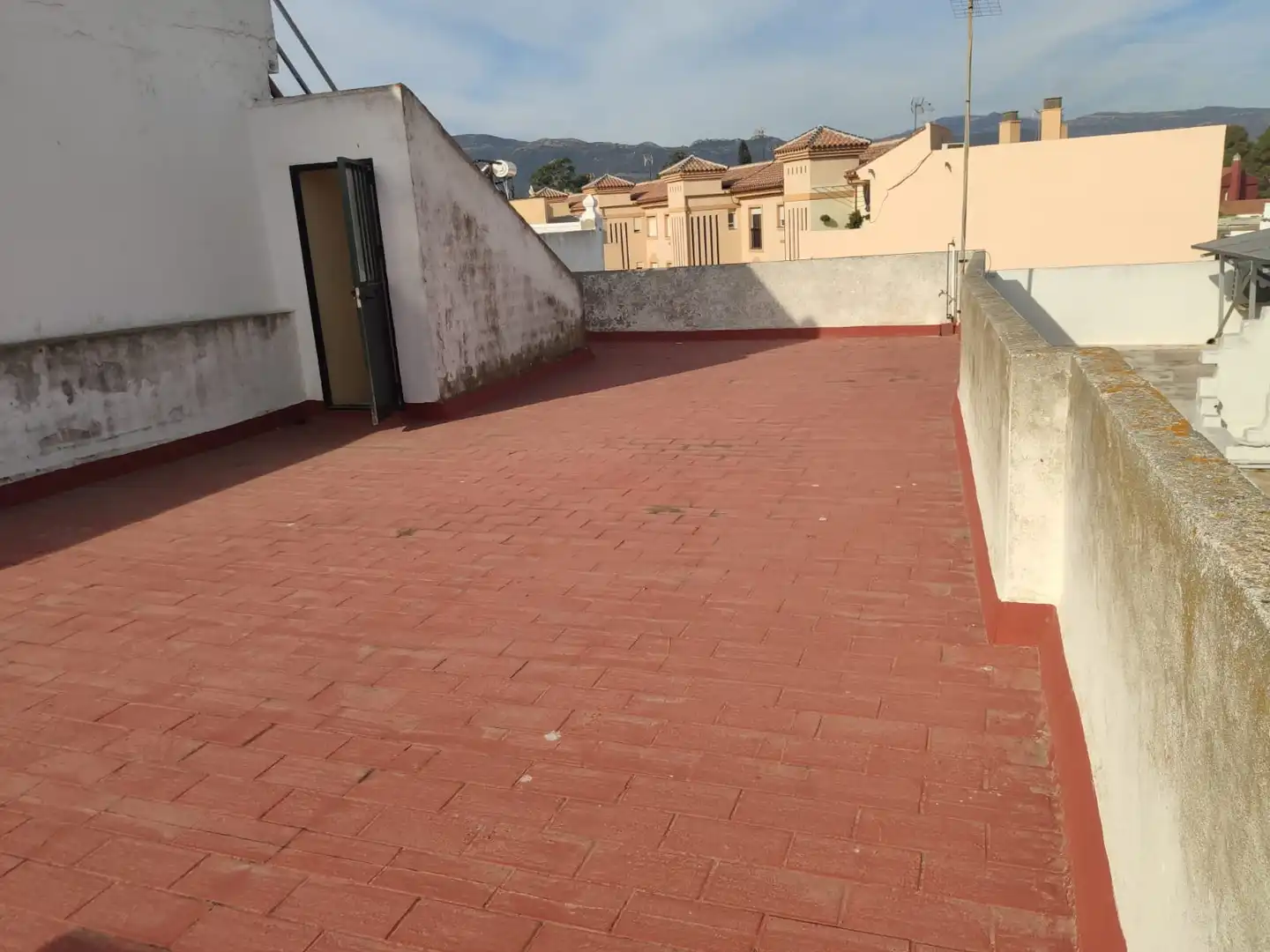 Terraza de Casa o chalet en venta en Los Barrios con Jardín privado y Amueblado