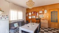 Sala d'estar de Pis en venda en Anglès amb Aire condicionat, Calefacció i Jardí privat