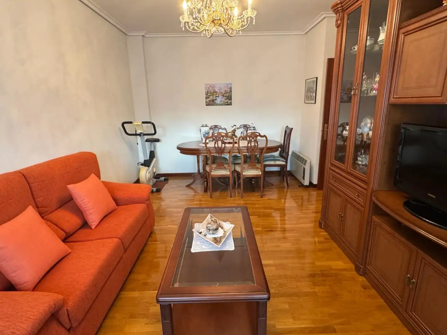 Living room of Flat for sale in  Logroño  with Heating, Parquet flooring and Storage room