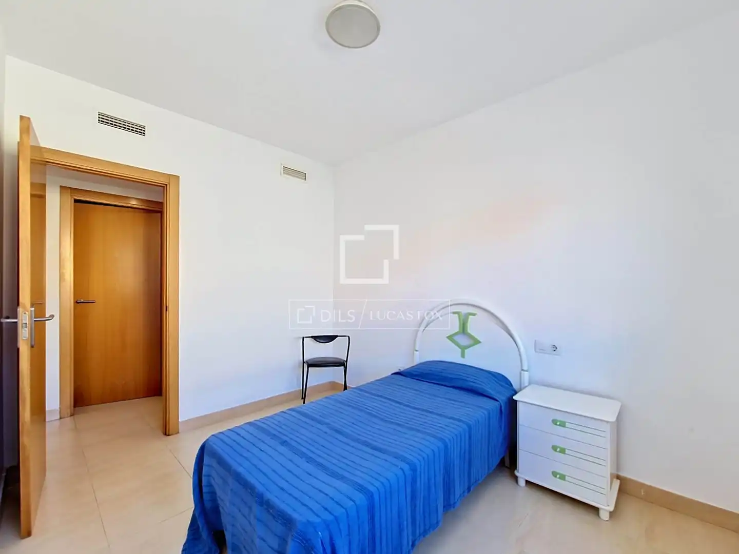 Habitación de Piso en venta en Cubelles con Aire acondicionado, Calefacción y Jardín privado