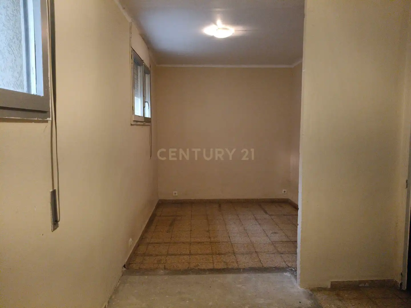 Flat for sale in Ripollet