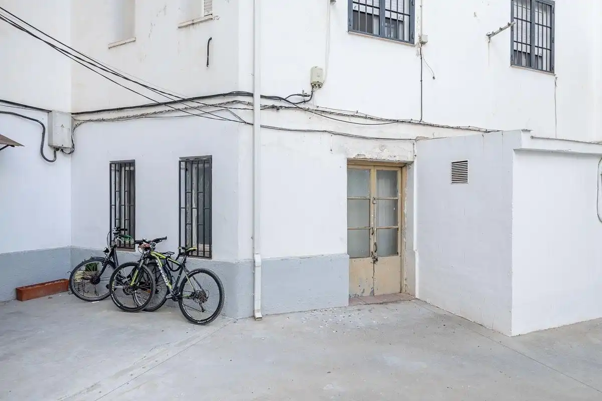 Planta baja en venta en Crta. De la Sierra