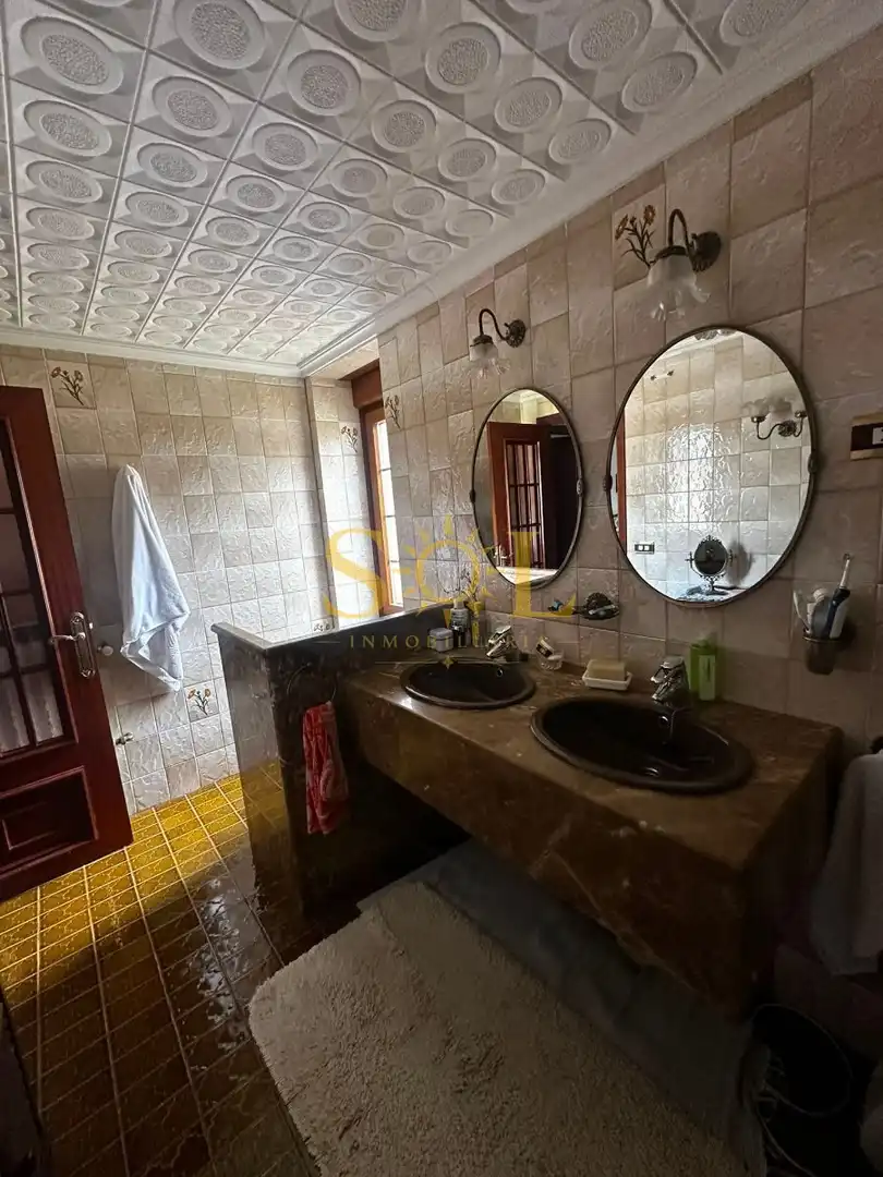Baño de Casa o chalet en venta en Cabrillanes con Calefacción y Jardín privado