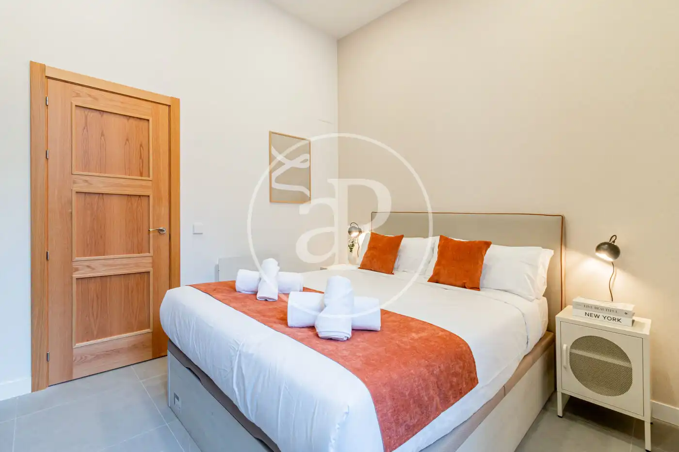 Schlafzimmer von Wohnung zur Miete in Madrid mit Klimaanlage, Heizung und Möbliert