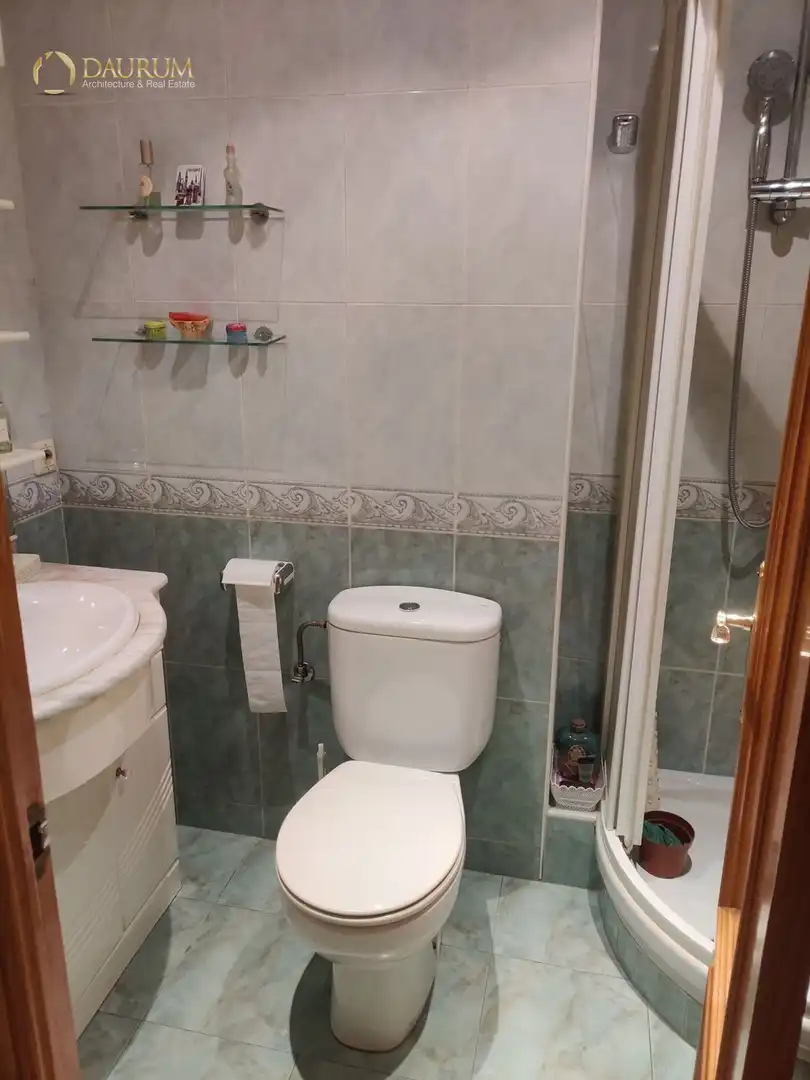 Bany de Pis en venda en Mejorada del Campo amb Calefacció i Terrassa