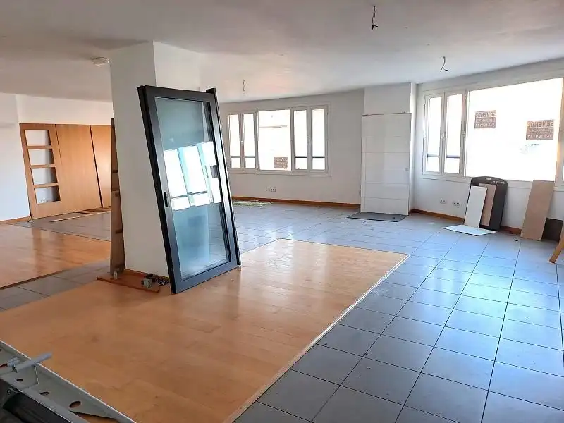 Office for sale in Salburua - Arantzabela