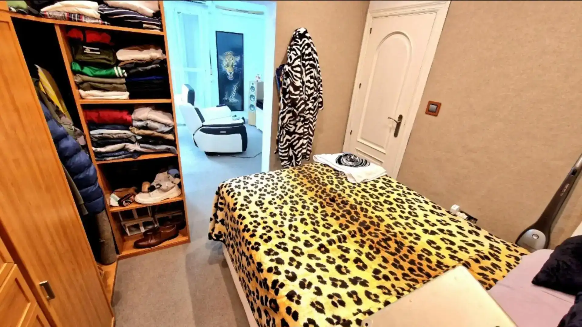 Bedroom of Houses for sale in  Sevilla Capital  with Air Conditioner