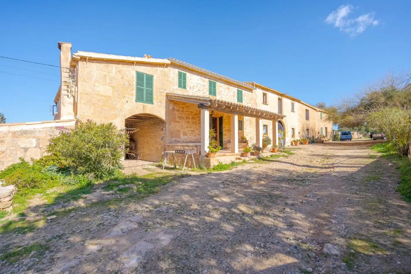 Country house with garden for sale in Llucmajor pueblo, imagen 2