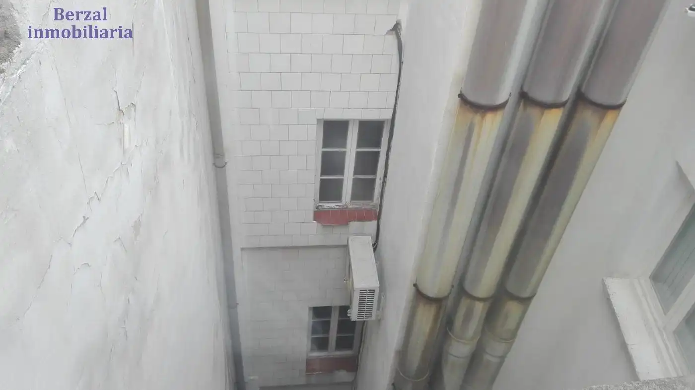 Terraza de Oficina en venta en  Logroño con Calefacción