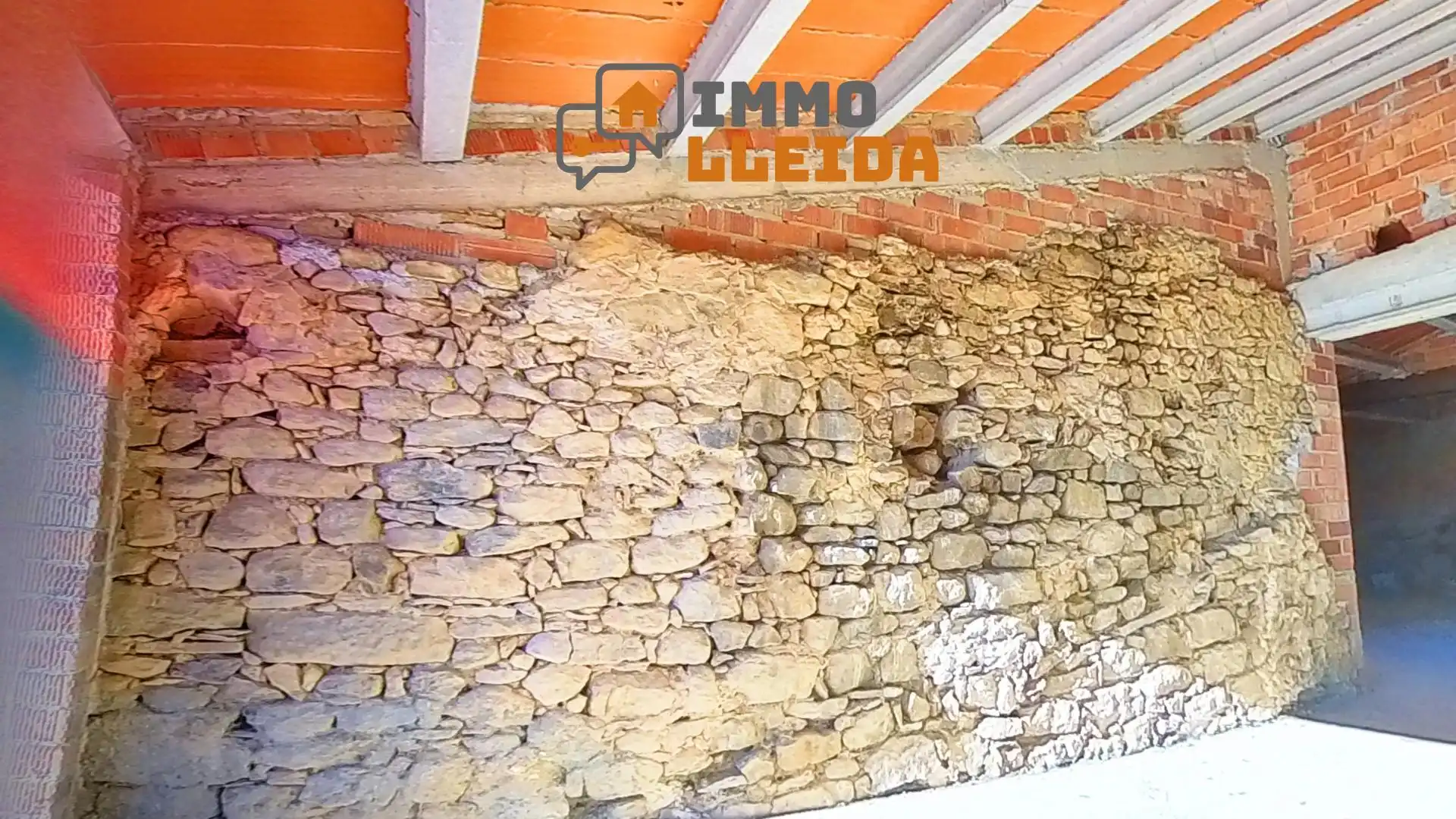 Casa adosada en venta en Vilanova de Meià con Terraza, Trastero y Balcón