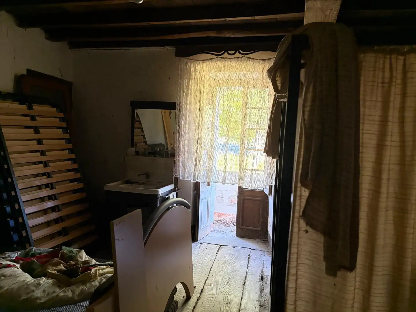 Einfamilien-Reihenhaus zum Verkauf in San Cristovo de Cea mit Privatgarten und Balkon