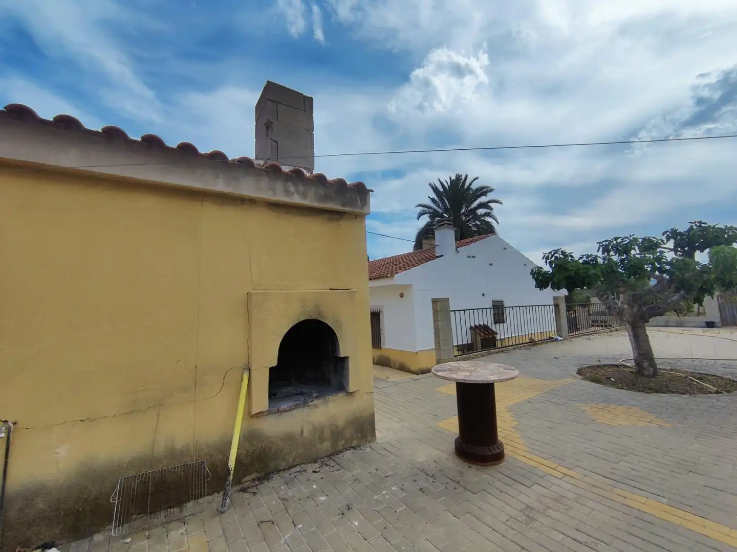 Vista exterior de Casa o xalet en venda en Alicante / Alacant amb Calefacció, Jardí privat i Terrassa