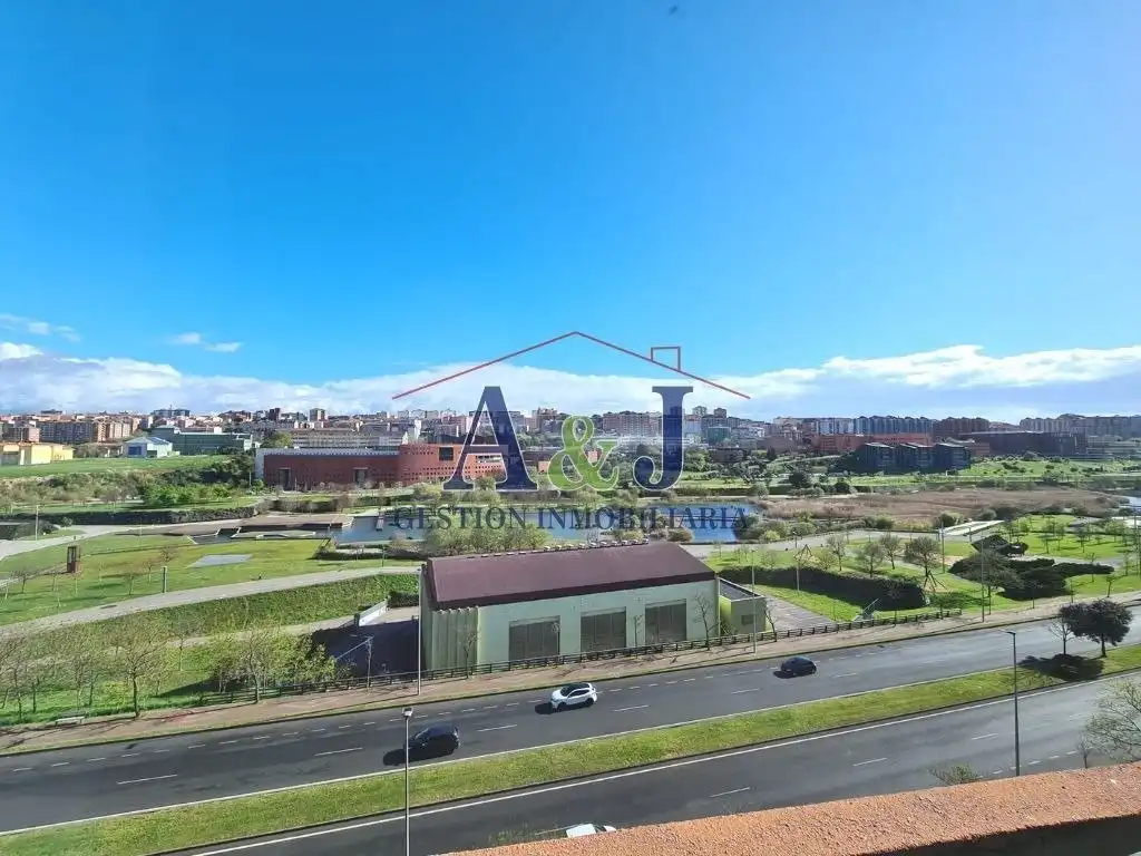 Wohnung zur Miete in Calle Alfonsina Storni, La Pereda