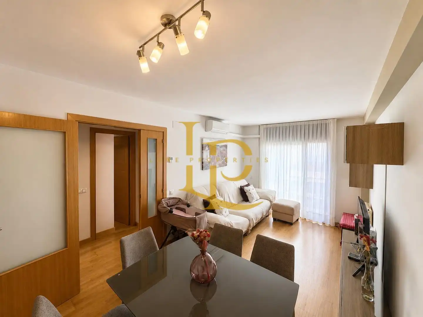 Sala d'estar de Dúplex en venda en Rubí amb Aire condicionat, Calefacció i Parquet