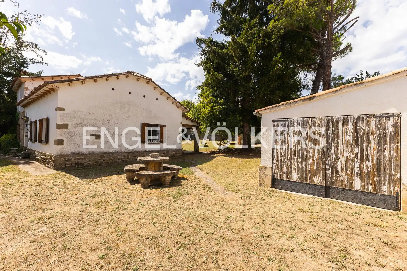 Vista exterior de Casa o xalet en venda en Tona amb Calefacció, Jardí privat i Piscina