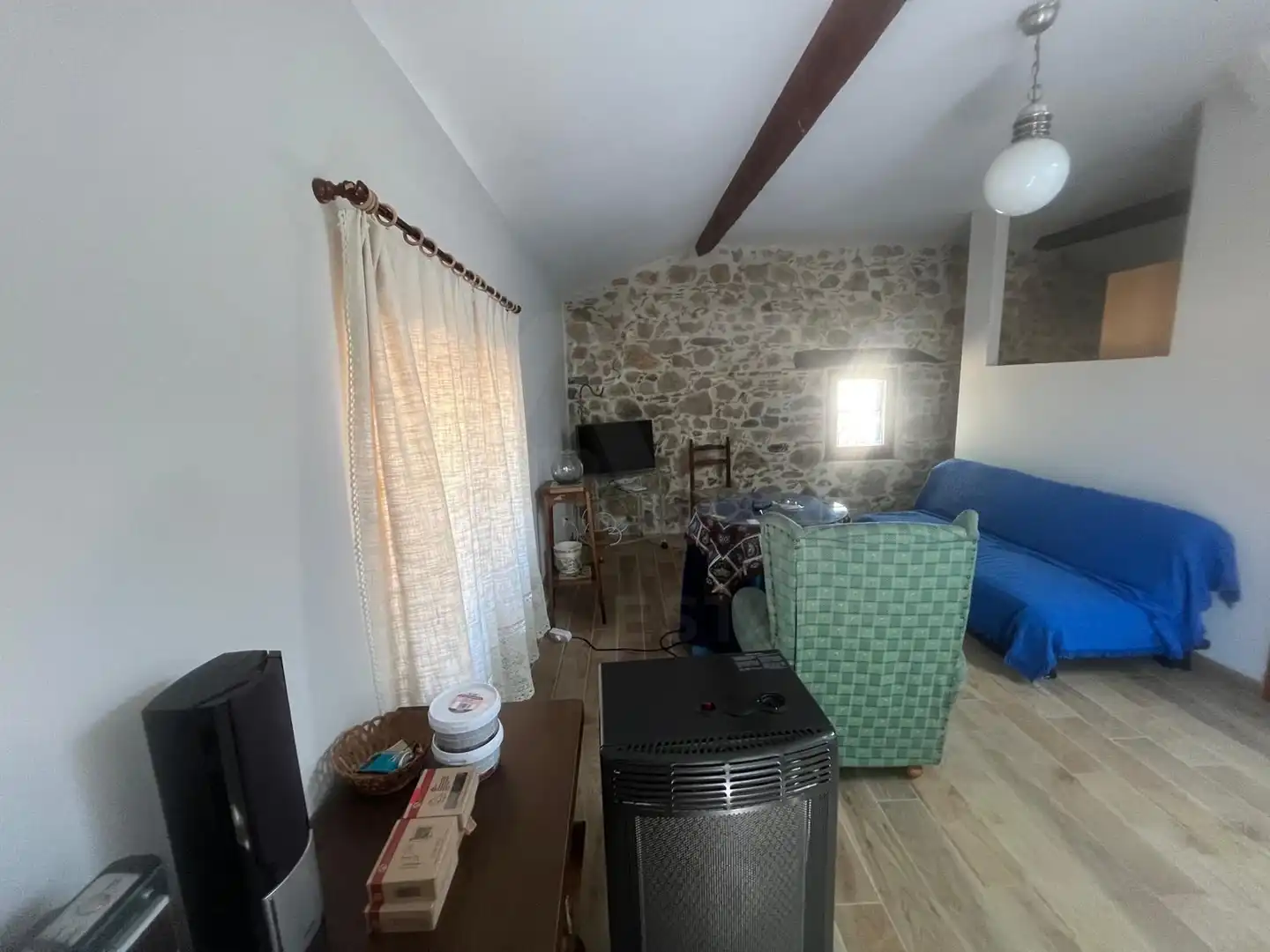 Sala d'estar de Finca rústica en venda en Serradilla del Arroyo amb Calefacció i Terrassa