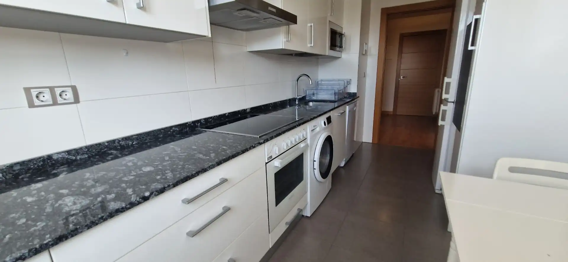 Cocina de Piso en venta en Aranguren con Calefacción, Parquet y Trastero