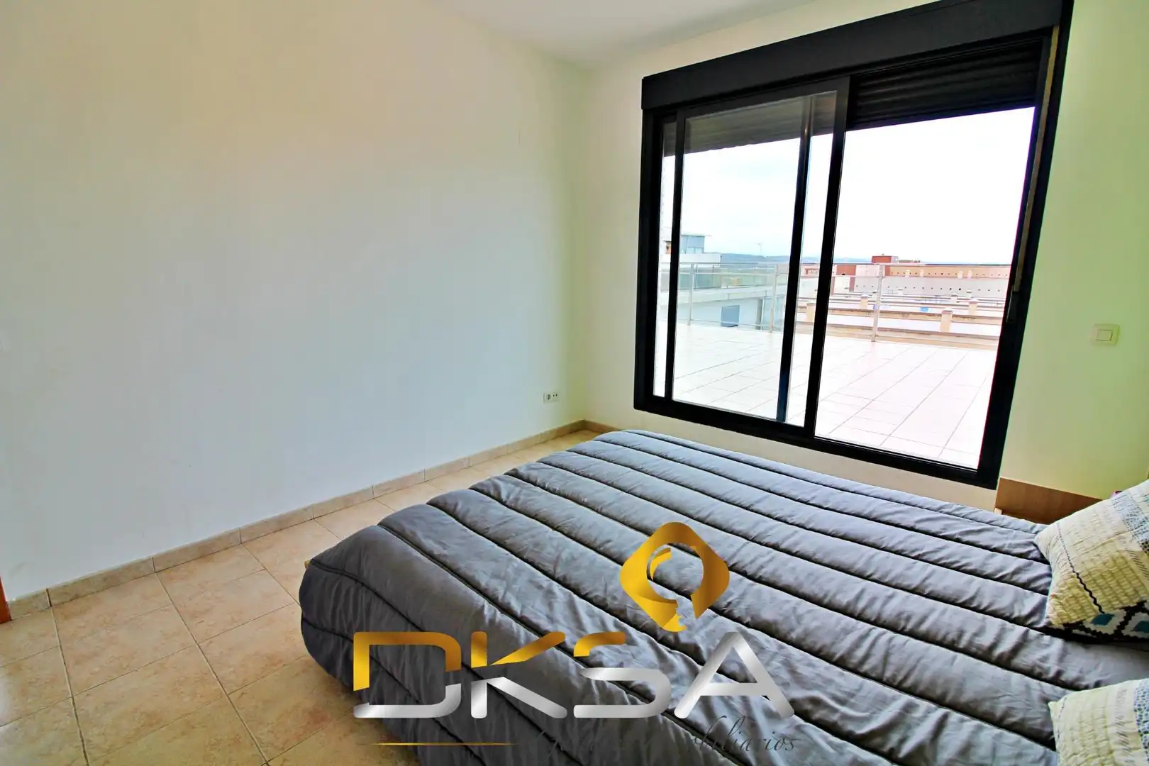 Dormitori de Àtic en venda en Oropesa del Mar / Orpesa amb Aire condicionat, Calefacció i Jardí privat