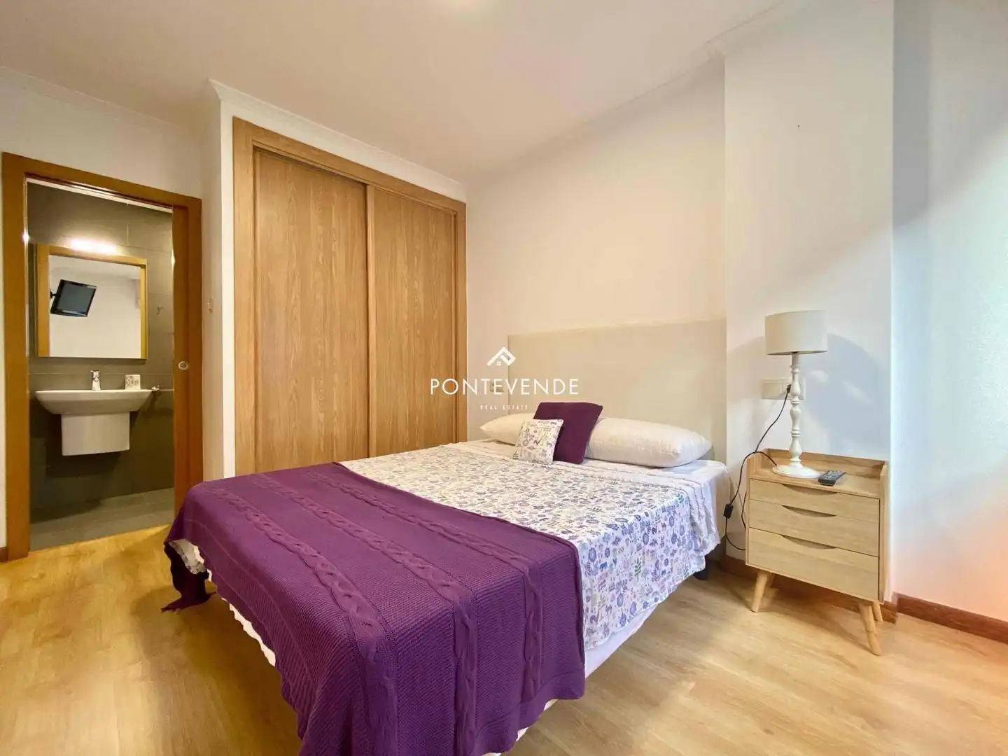 Habitación de Piso en venta en Poio con Calefacción, Parquet y Trastero