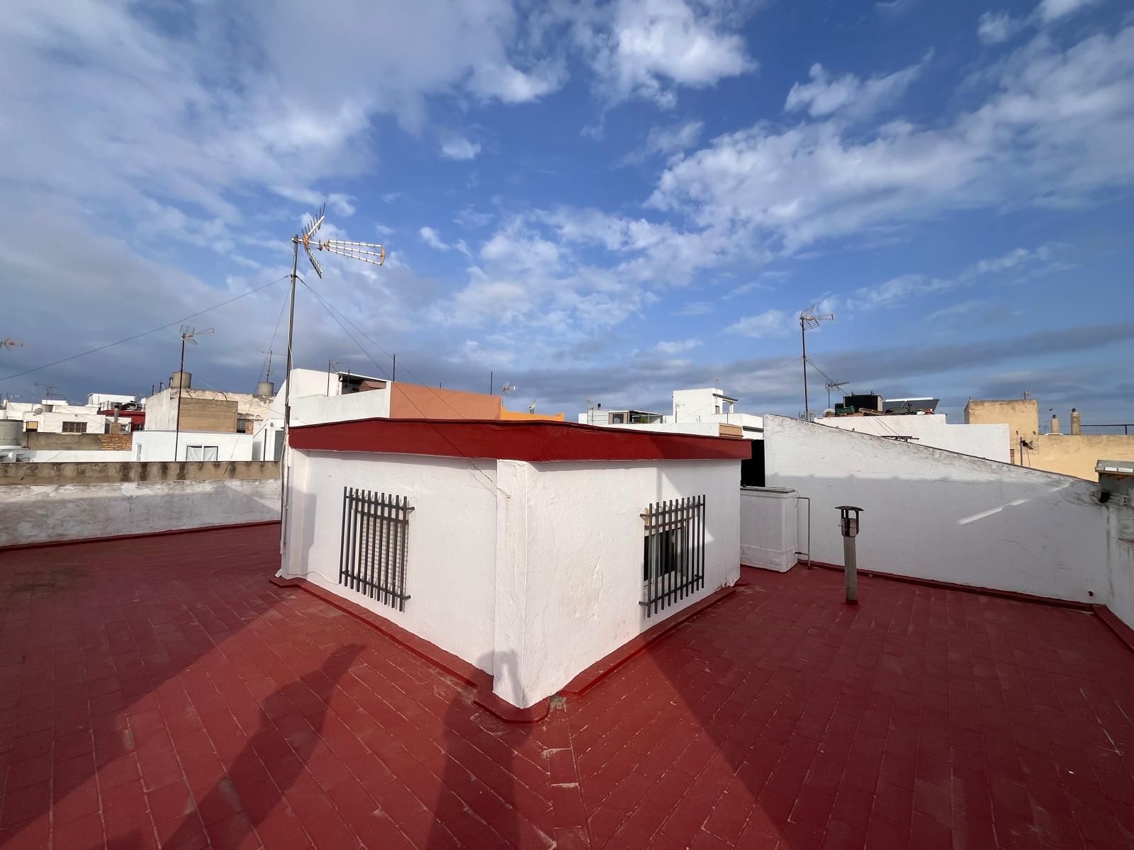 Exterior view of House or chalet for sale in Chiclana de la Frontera  with Terrace
