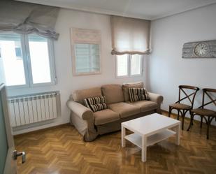 Living room of Flat for sale in  Madrid Capital  with Air Conditioner, Heating and Parquet flooring