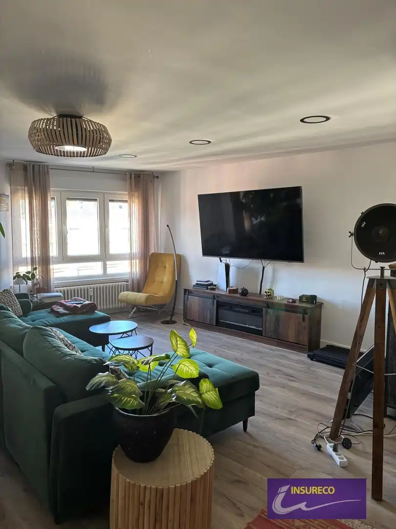 Sala de estar de Piso en venta en León Capital  con Calefacción y Terraza