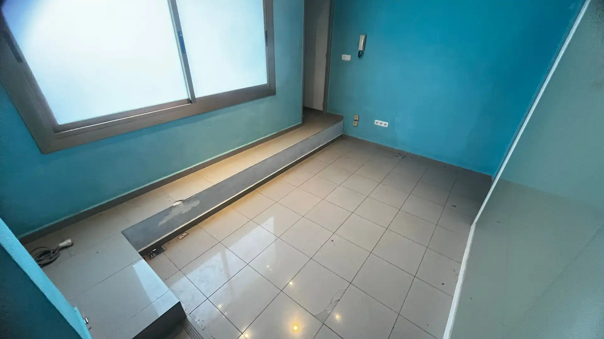 Office for rent in Salou  with Air Conditioner and Heating