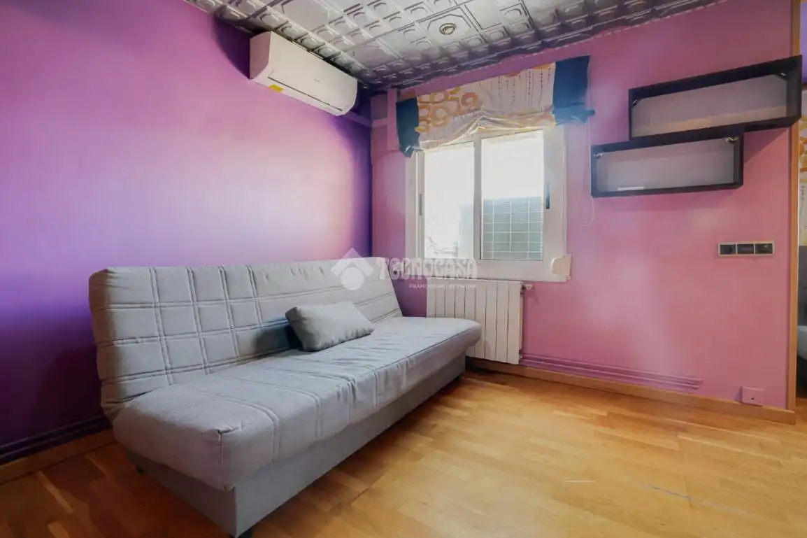 Bedroom of Flat for sale in Rubí