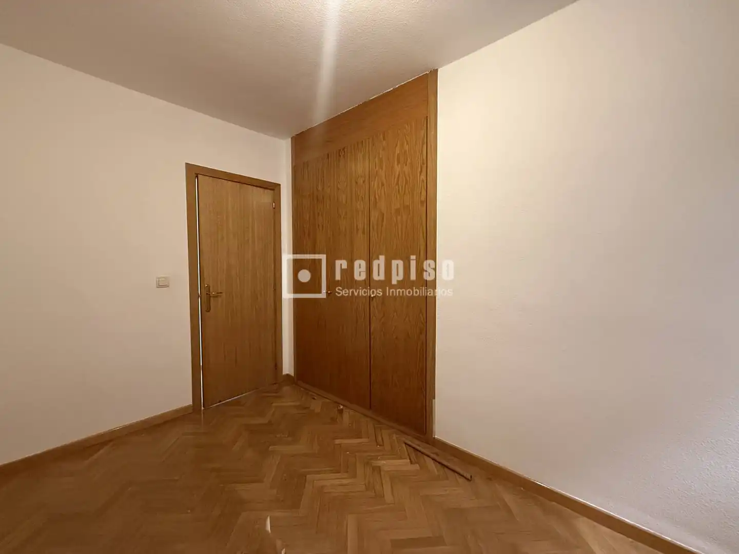 Habitación de Piso de alquiler en Madrid con Aire acondicionado, Calefacción y Jardín privado