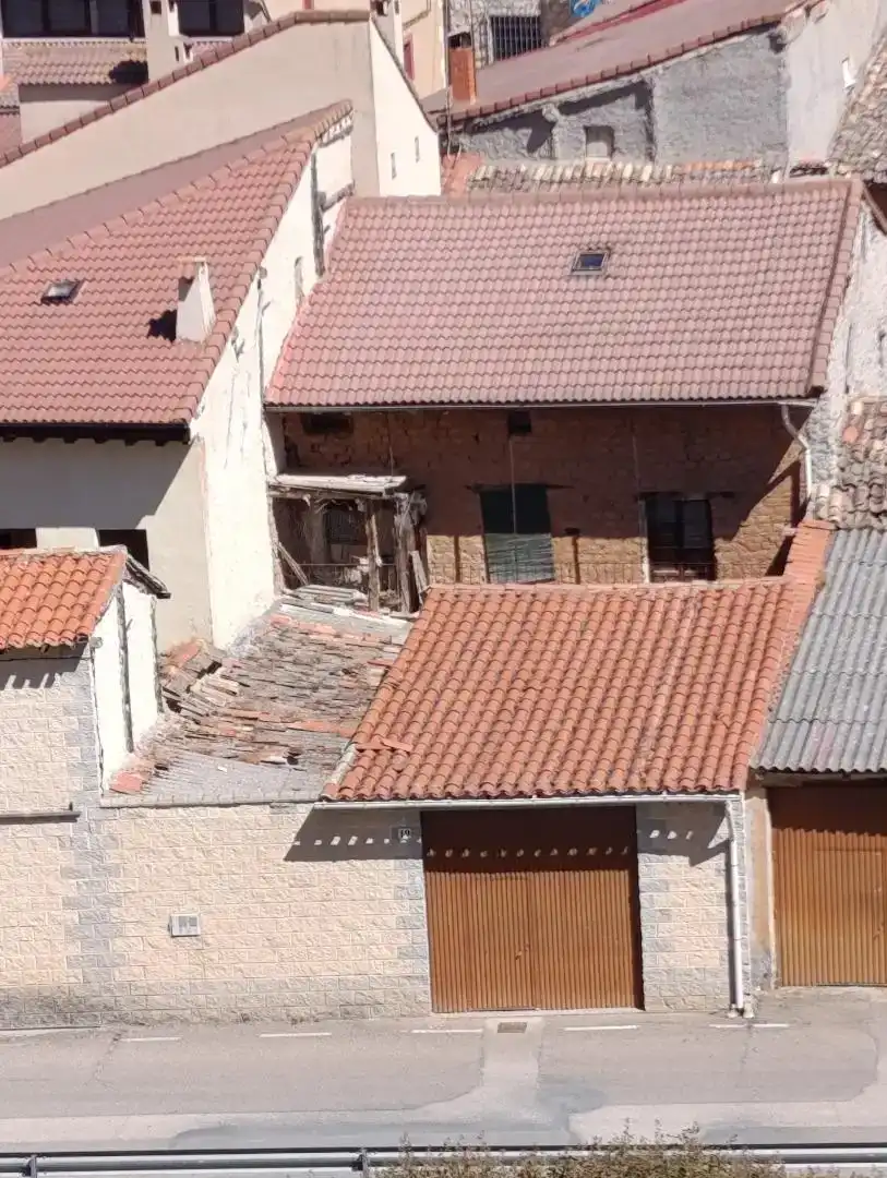 Vista exterior de Casa adosada en venda en Castillejo de Robledo amb Balcó