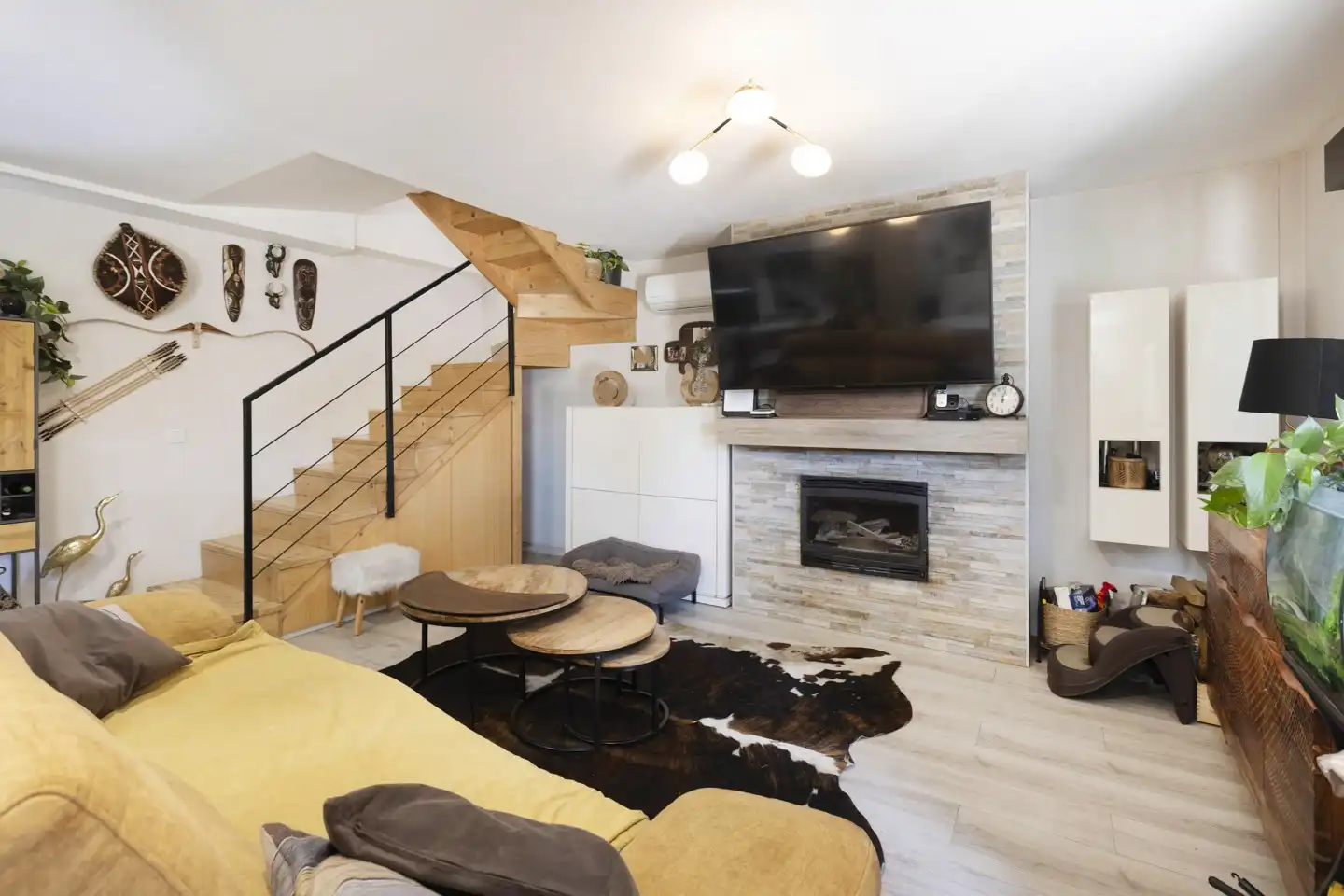 Sala de estar de Casa adosada en venta en L'Eliana con Aire acondicionado y Jardín privado