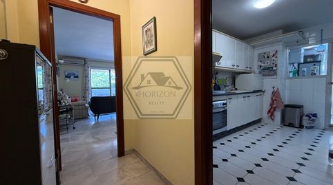 Foto 2 de Piso en venta en Plaza Ramon Martinez, Los Jardines de Marbella - La Ermita, Marbella