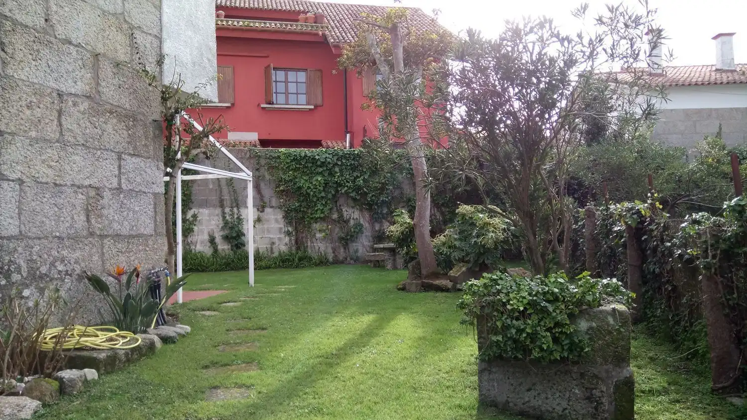 Garden of Houses for sale in Vigo 
