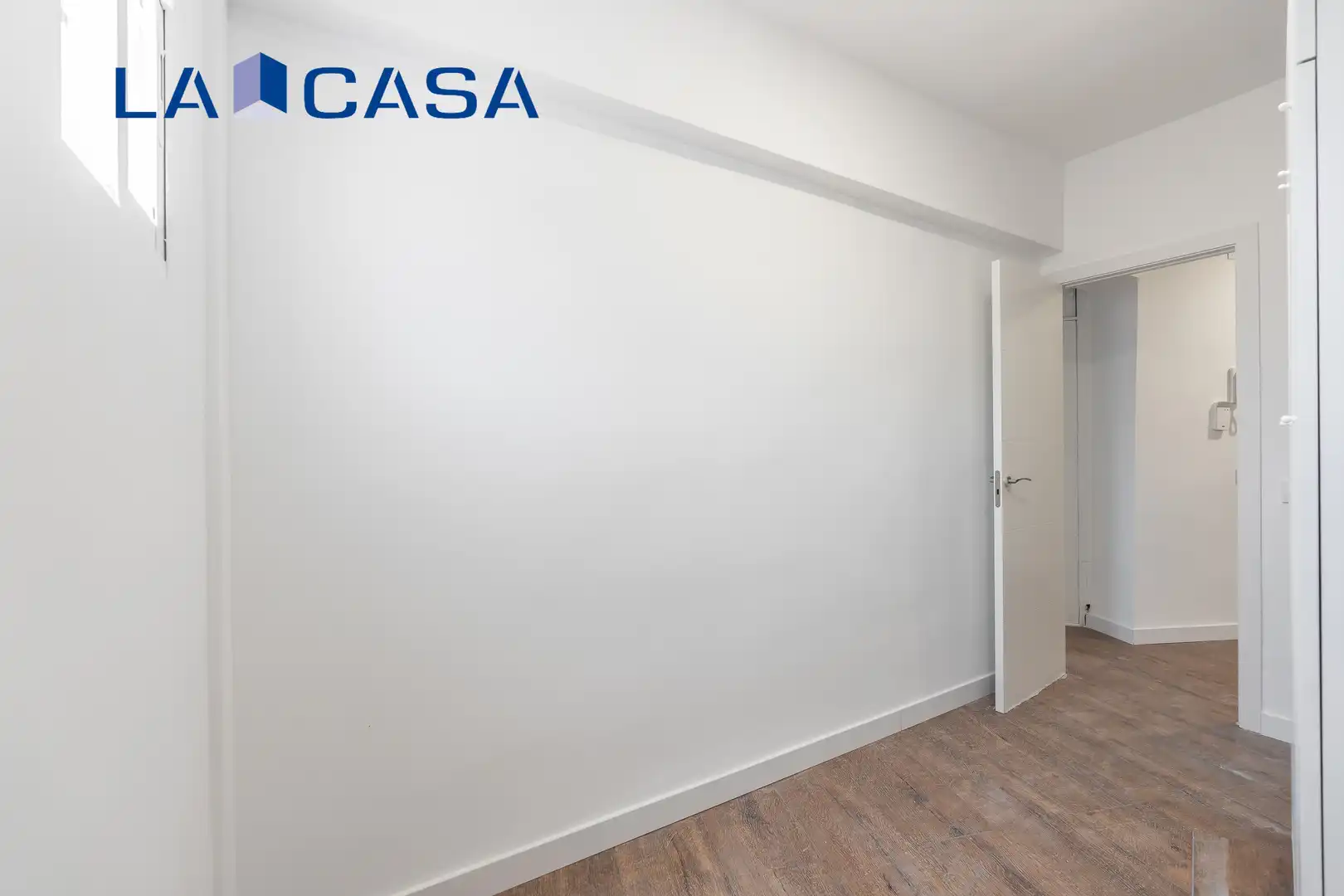 Piso en venta en Madrid con Calefacción y Terraza