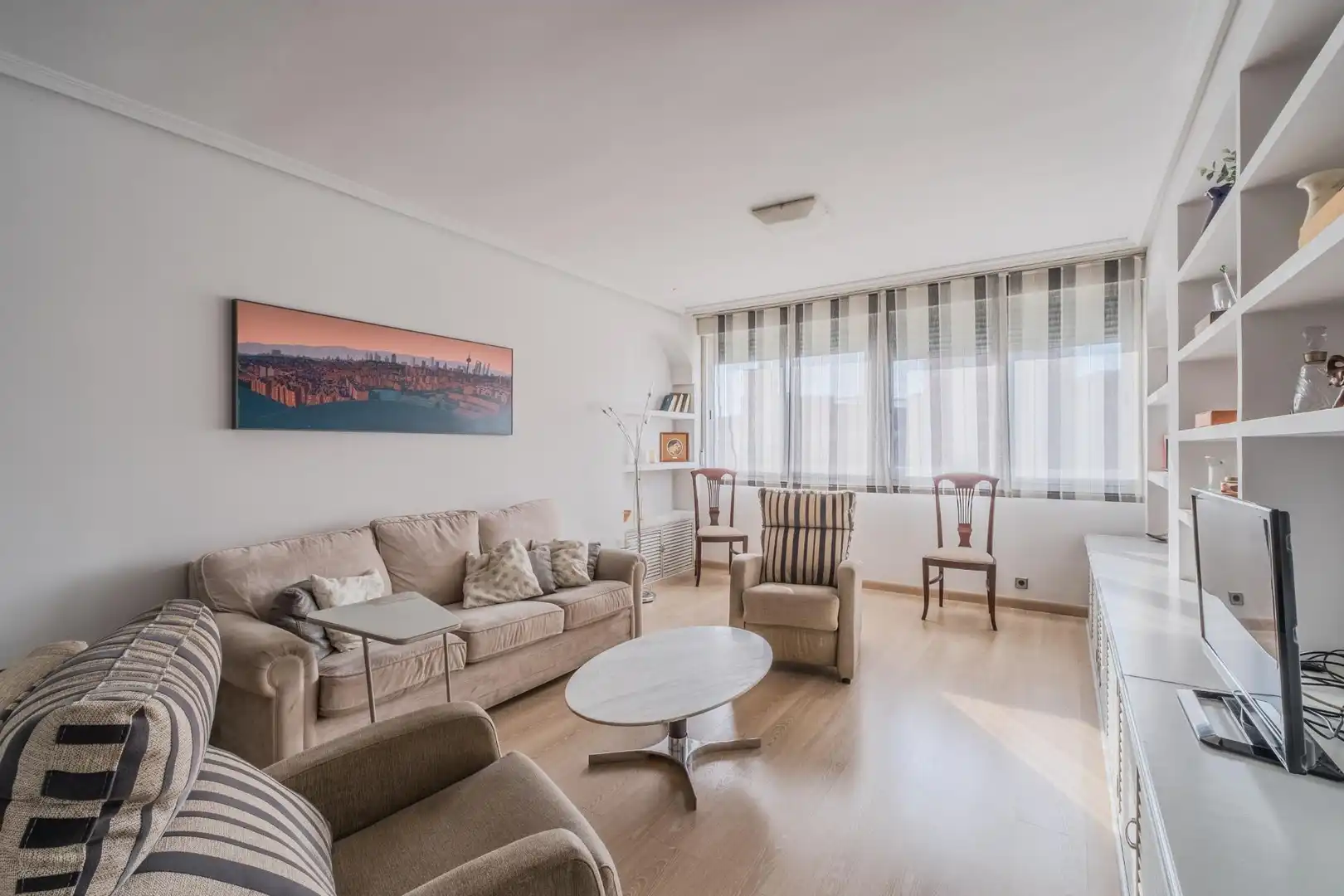 Sala de estar de Piso en venta en Madrid con Aire acondicionado, Calefacción y Amueblado