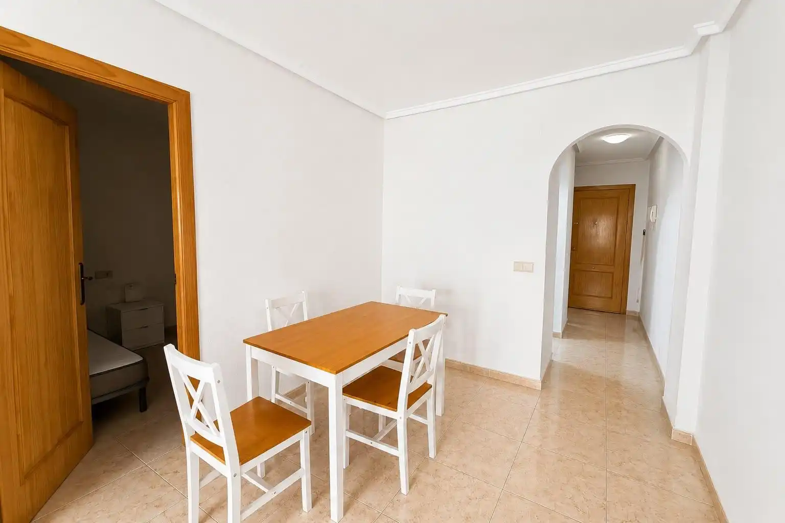 Ground floor for rent in El Molino