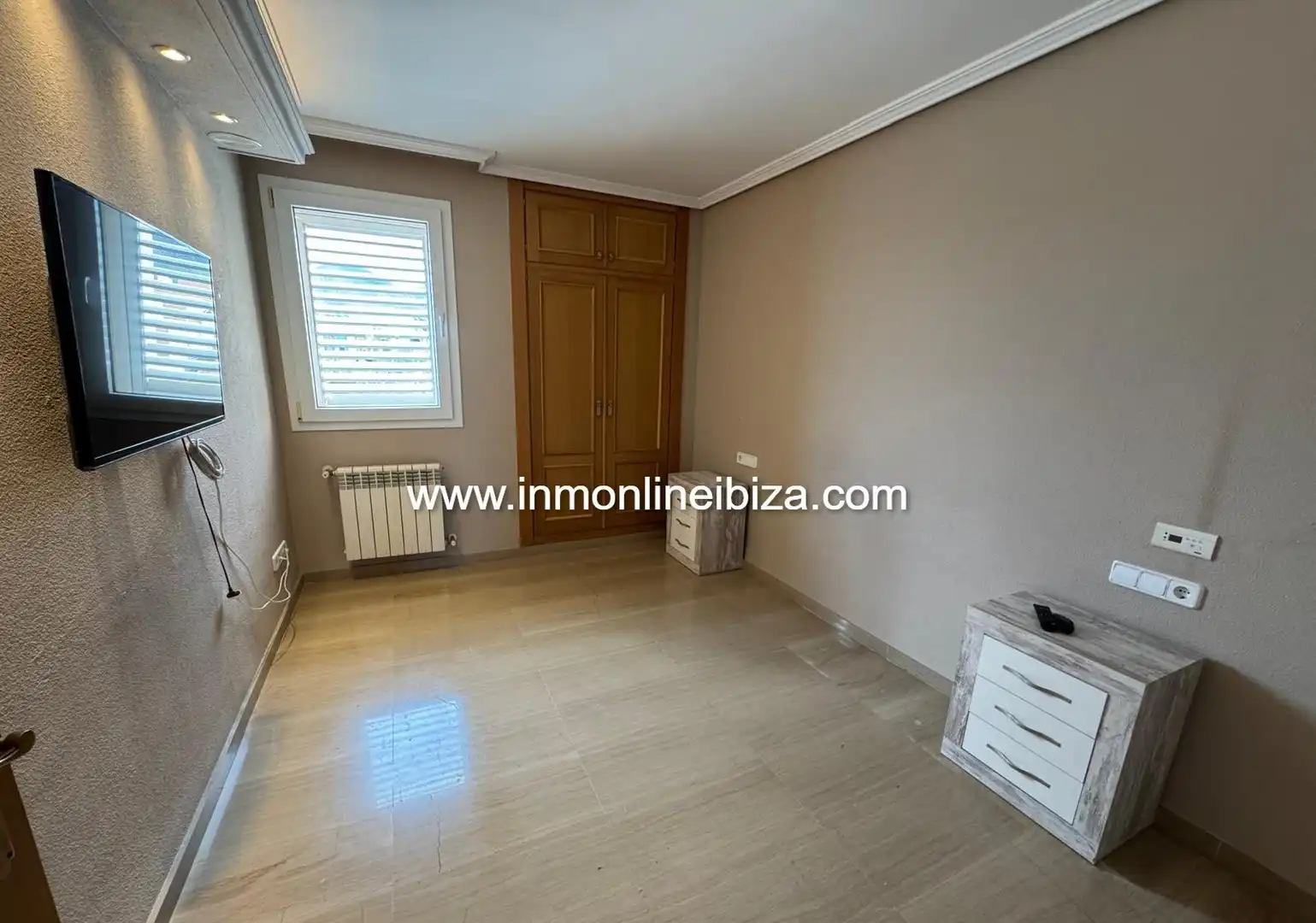 Habitación de Piso de alquiler en Eivissa con Aire acondicionado, Terraza y Amueblado