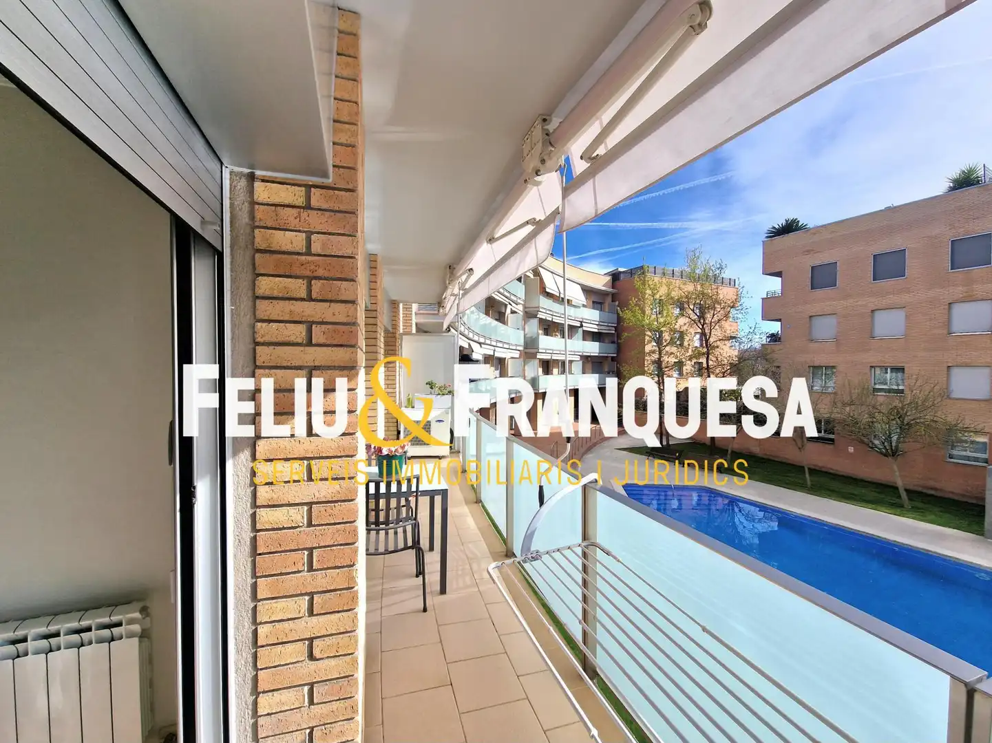 Terraza de Piso en venta en Sant Cugat del Vallès con Calefacción, Terraza y Trastero
