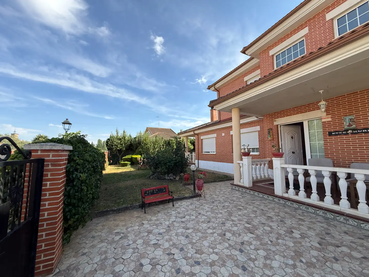 Vista exterior de Casa o chalet en venta en Carrión de los Condes con Aire acondicionado, Calefacción y Jardín privado
