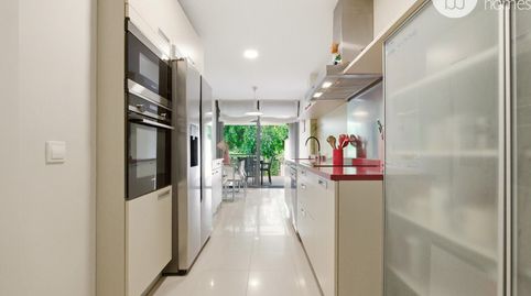 Foto 5 de Casa adosada en venta en Mariano Barbacid, Viñas Viejas, Boadilla del Monte