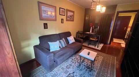 Foto 3 de Apartament de lloguer a Calle Luanco, Laviada, Gijón