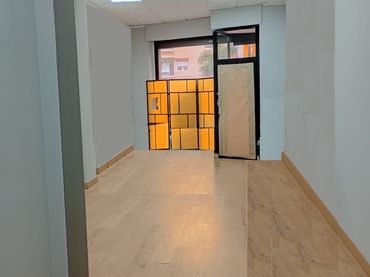 Local comercial en venda a Motril  ciudad