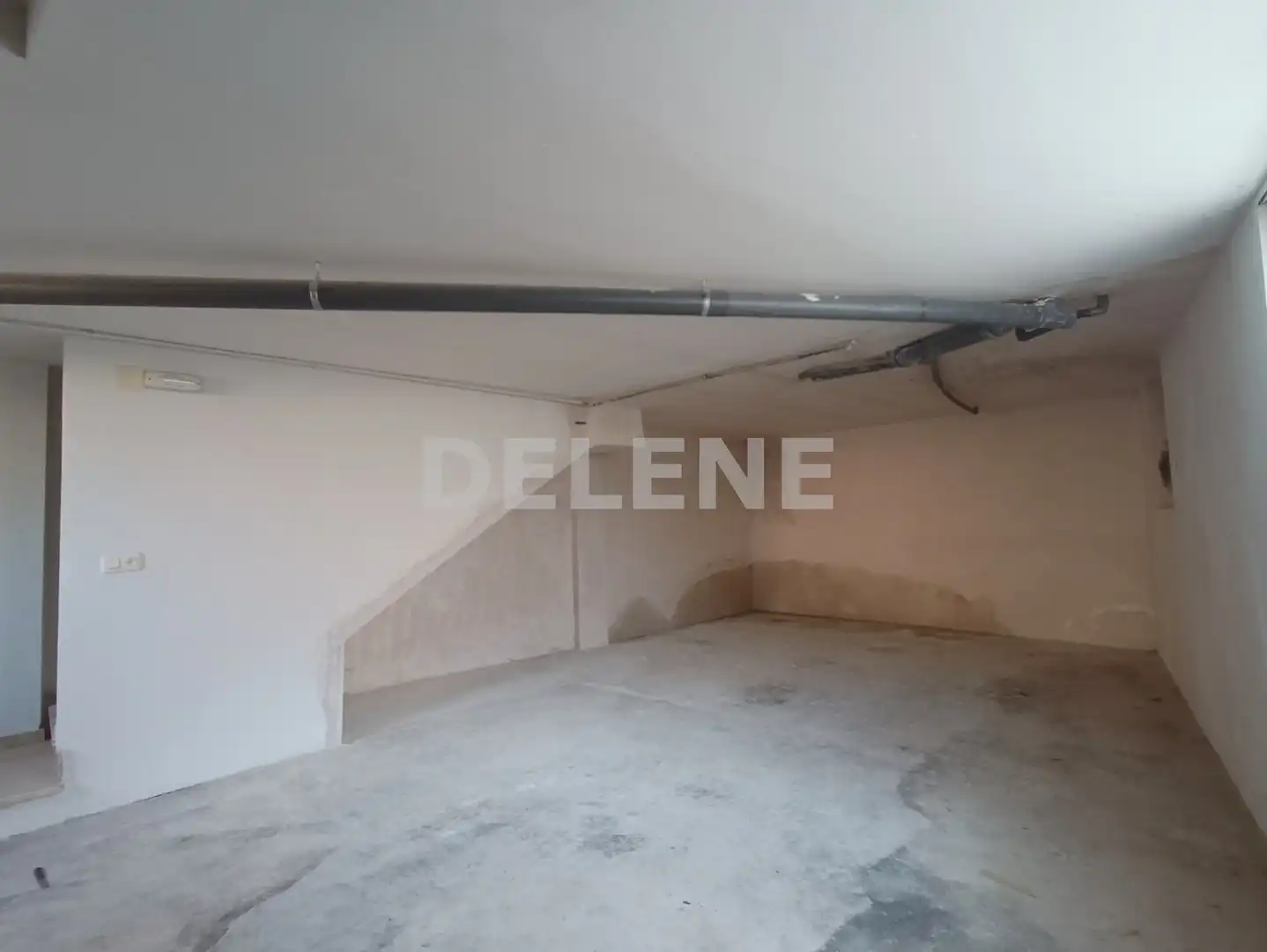 Casa adosada en venta en Hellín